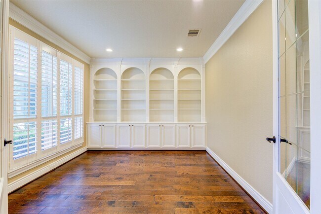 Photo - 27827 Patsy Pence St