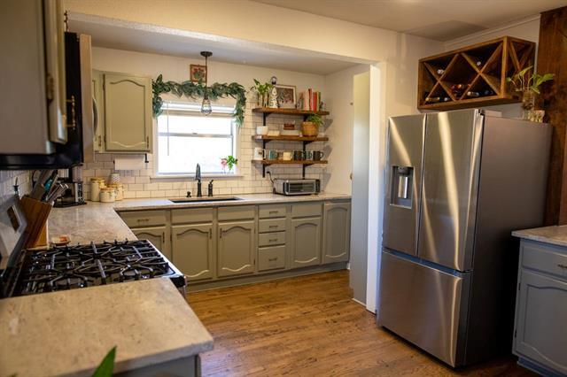 Photo - 3770 Cornish Ave