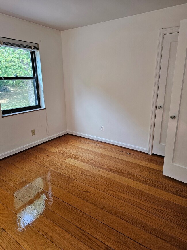 Photo - 3941 Millsbrae Ave Unidad A