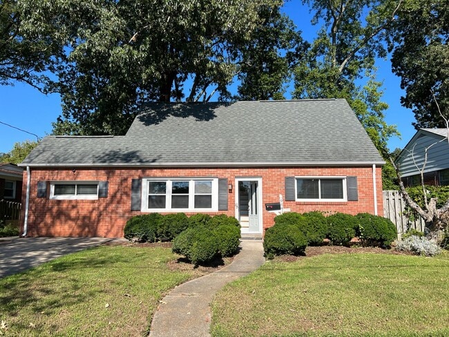 Photo - Large Brick Cape Cod just blocks from the beach