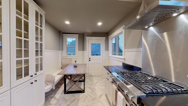 Photo - 1554 NW 50th St