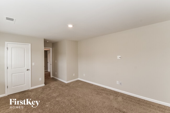 Photo - 3006 Chris Cir