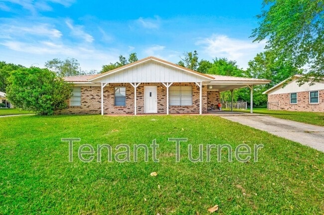 Photo - 329 Springdale Cir