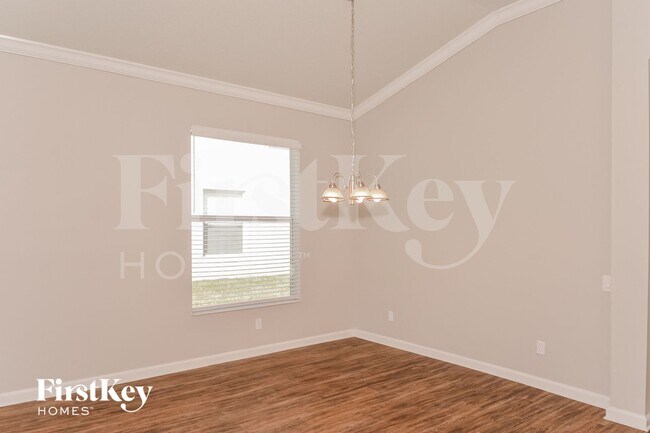 Photo - 9924 59th St E