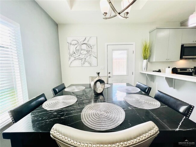 Photo - 16 Magnolia Ave Unit 4