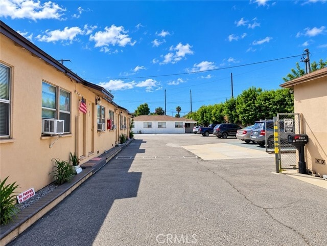 Building Photo - 12801 Norwalk Blvd Unit 2