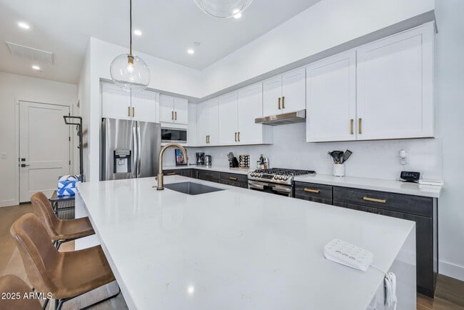 Photo - 5151 N 13th Pl