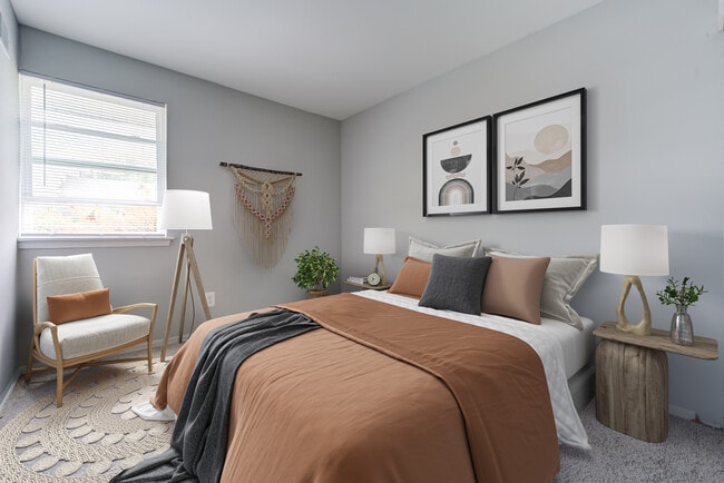 Photo - Franklin Square Townhomes