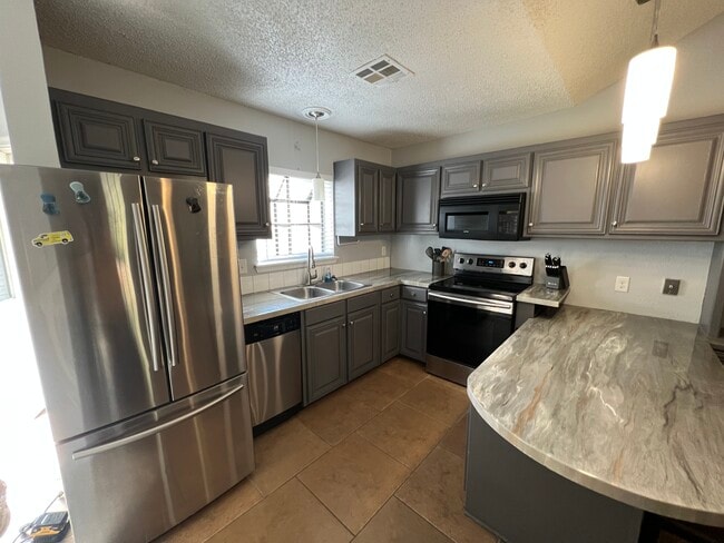 110 Willow Branch Dr