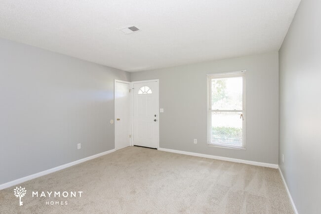 Photo - 2515 Teakwood Dr