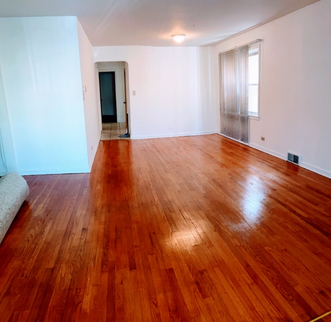 Photo - 6623 N California Ave Unit 1