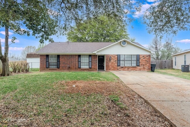Building Photo - 2211 General York Cir