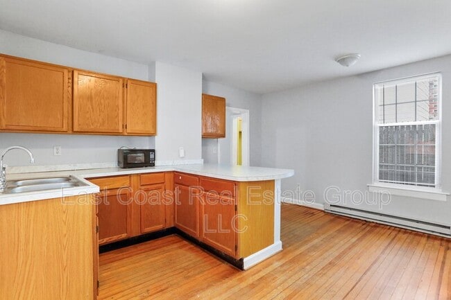Photo - 721 2nd St