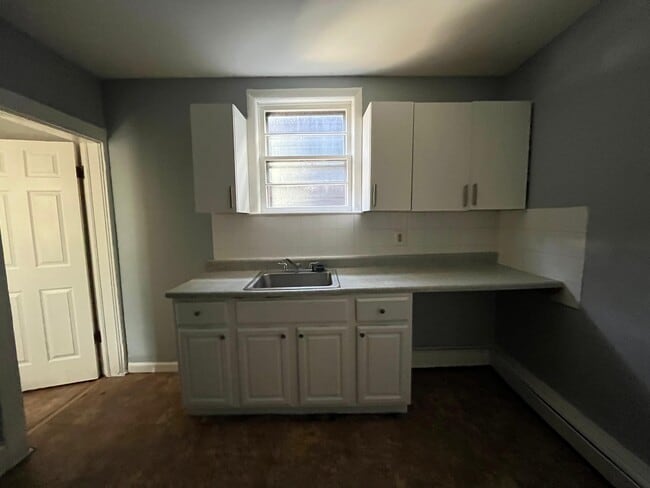 Building Photo - 69 Williams Ave Unit 1