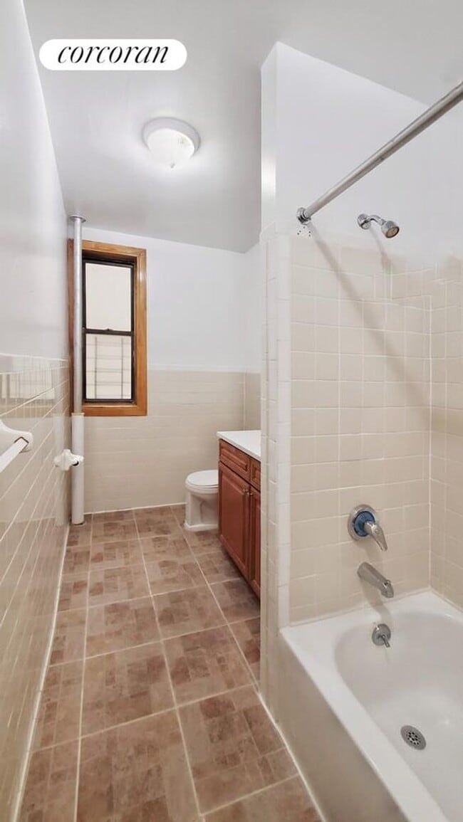 Photo - 330 Wadsworth Ave