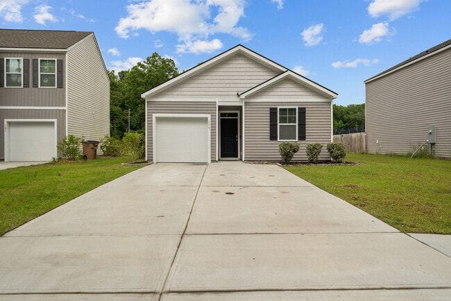 Building Photo - Spacious 4-Bedroom Home Near Fort Stewart with Open Floor Plan & Large Backyard