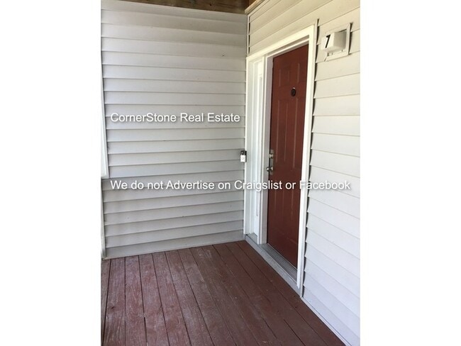 Photo - 349 Waterdown Dr