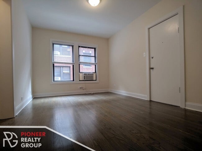 Building Photo - 2648 N Spaulding Ave