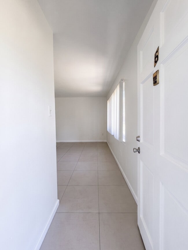 2295 Candlewyck Cir Unit 2286-8