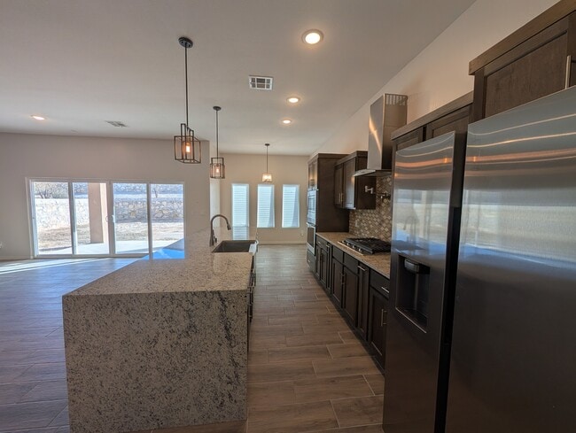 Photo - 517 La Entrada Cir