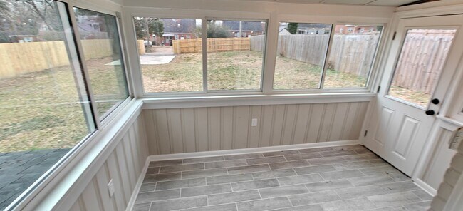 Photo - Renovated 4 bedroom cape with large fence yard