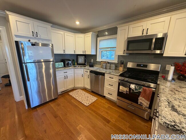25 Rockledge St Unit 1