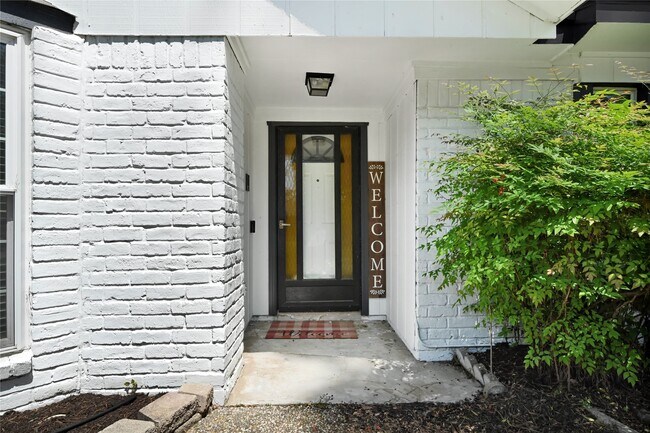 Photo - 25418 Tuckahoe Ln