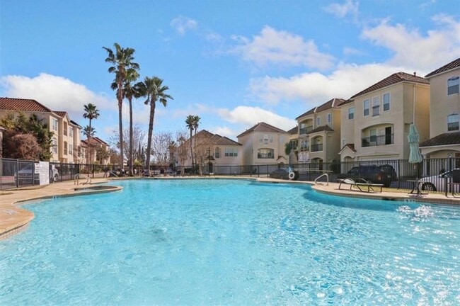 Photo - 7123 Windwater Pkwy S