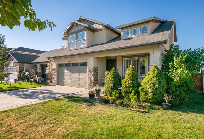 Photo - 1995 Aspen Grove Ct