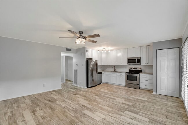 Photo - 3942 W Alabama St Unit True