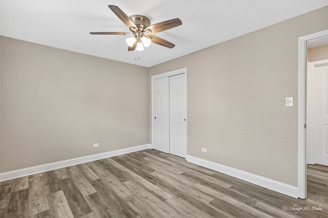 Photo - 6904 W Gunnison St Unidad 1