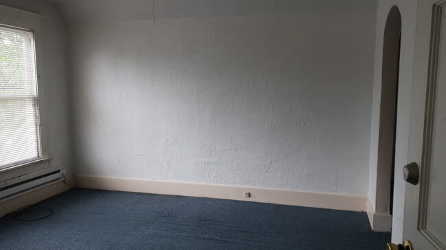 Photo - 500 Cascade St Unit 4