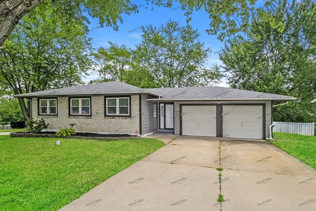 Building Photo - 1316 Cave Springs Estate Dr Rental