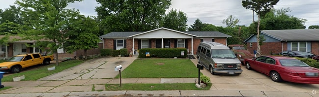 Building Photo - 831 Tilbury Dr Rental