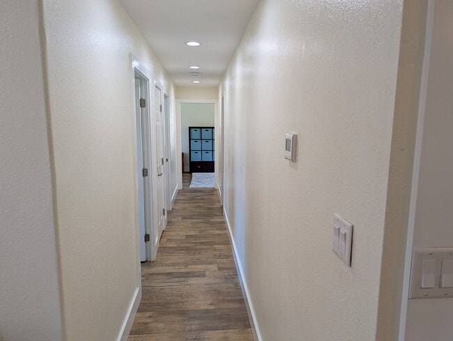 Photo - 291 Kaiola Pl