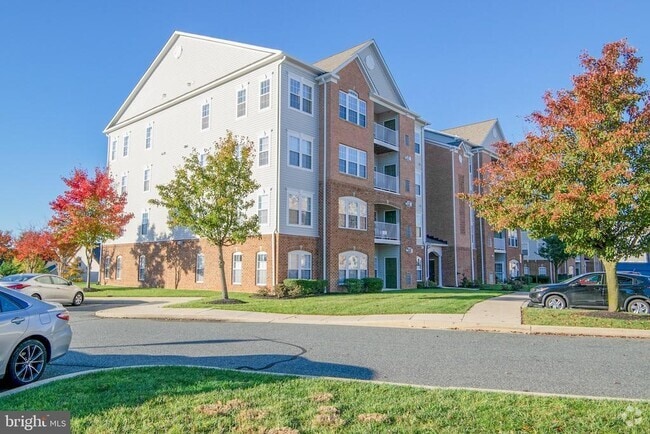 Building Photo - 203 Secretariat Dr Unit 203-L Rental