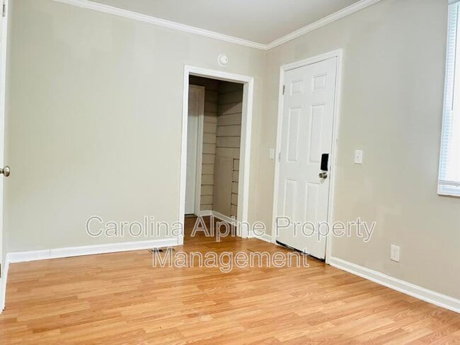 Photo - 918 Airline Ext