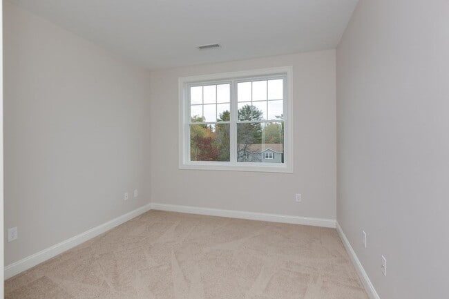 70 Fordway Ext Unit 201