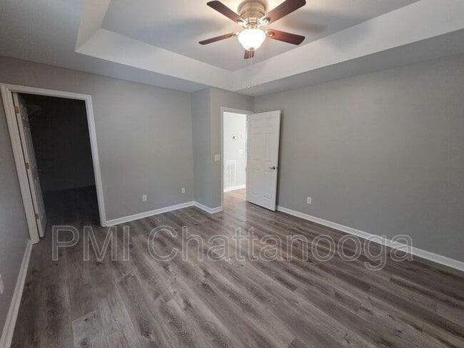 Photo - 3717 Crestview Pl