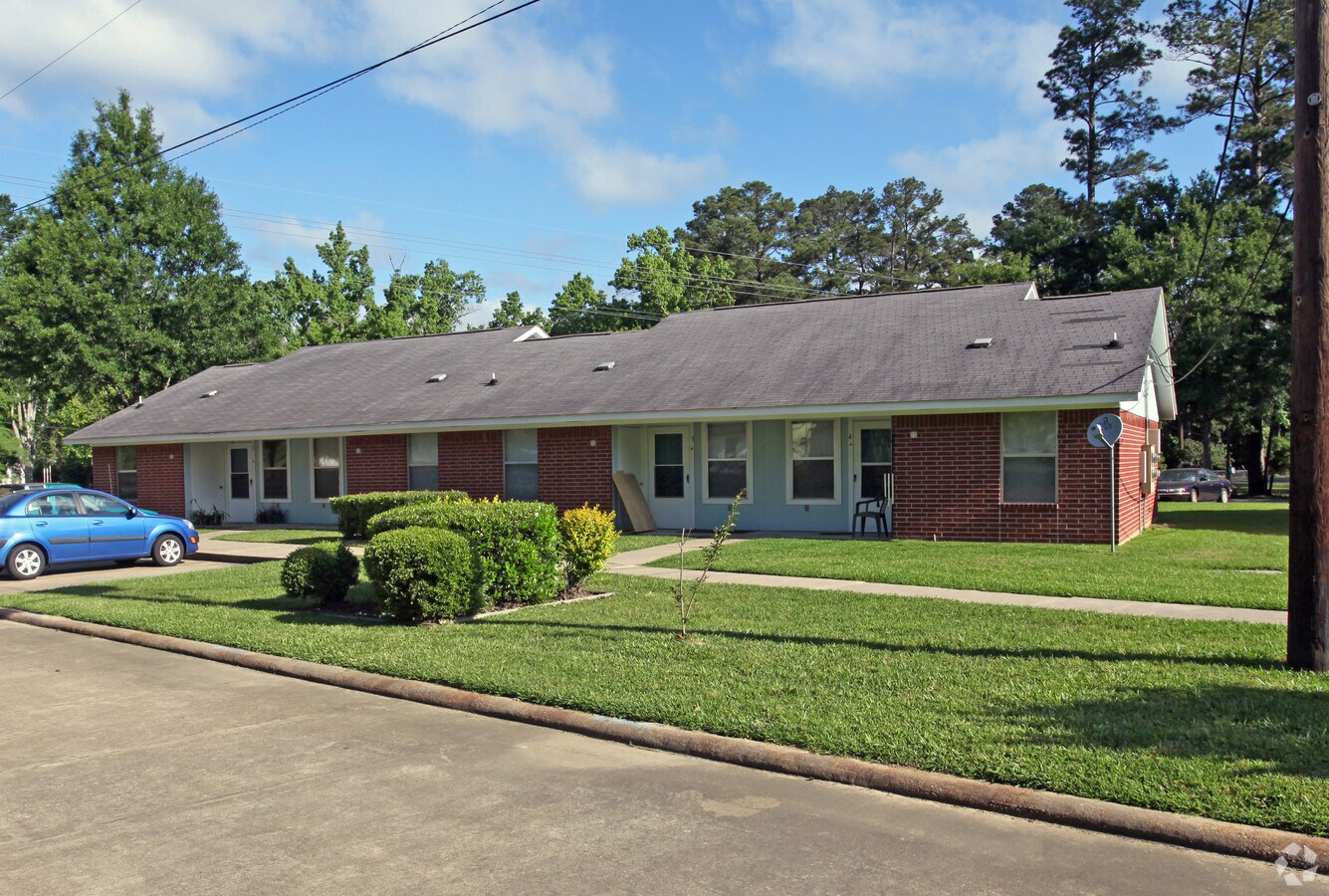 Southwood Family Apartments - Southwood Apartments