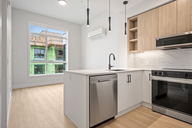 Photo - 34395 Gladys Ave