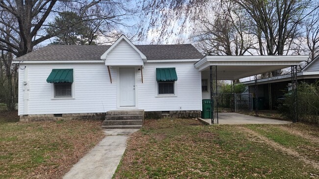 Building Photo - 1416 N Detroit Ave