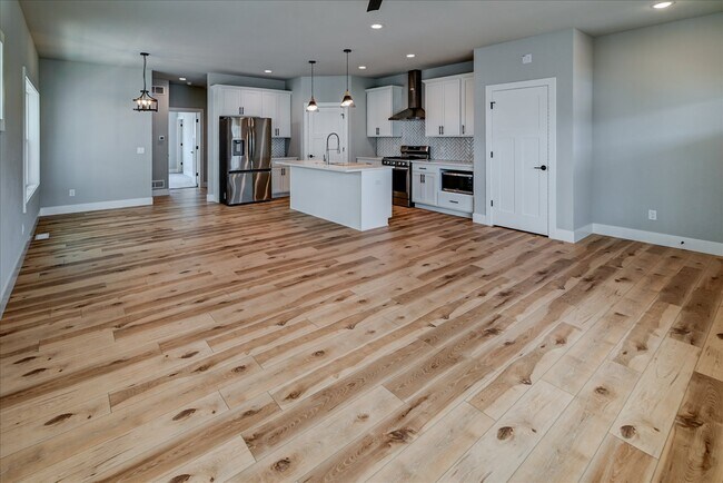4863 Lacy Rd