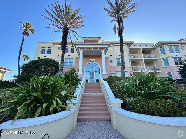 Building Photo - 120 S Serenata Dr Unit #312 Rental