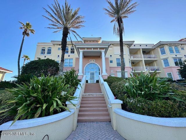 Building Photo - 120 S Serenata Dr Unit #312 Rental