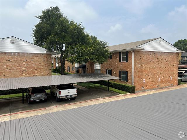 Building Photo - 4715 Skillman St Unit D Rental