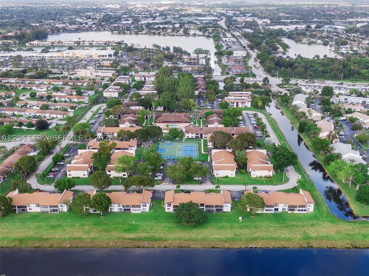 Photo - 124 S Laurel Dr Unit 505