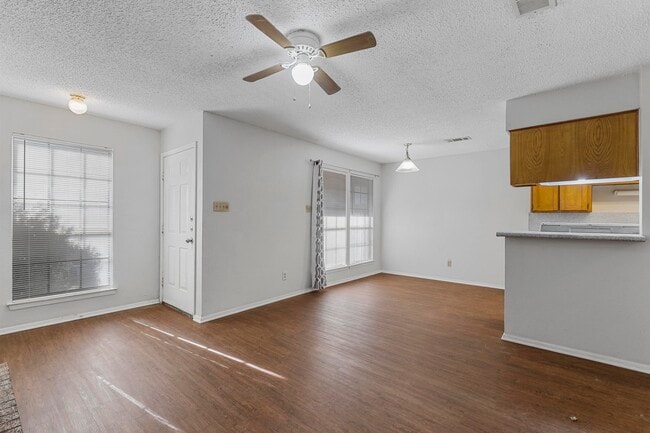 Photo - 4920 Brianhill Dr Unit B