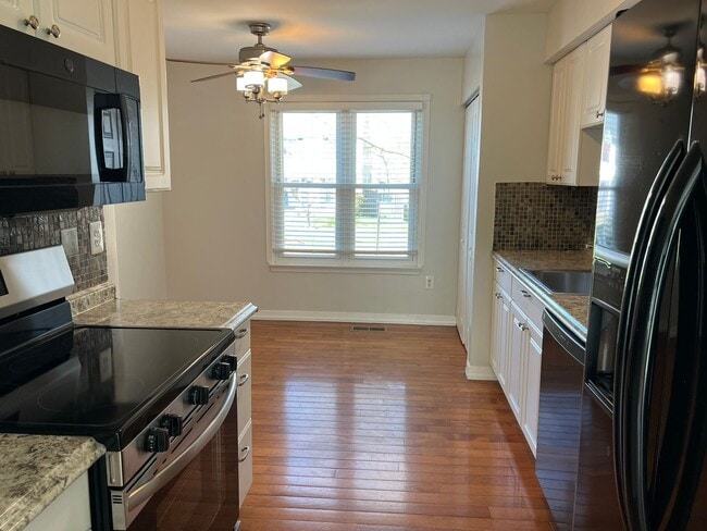 Photo - Renovated End-Unit Townhome