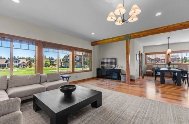 Photo - Stunning 4-bedroom/2-bath with pristine Mt. Views in Pine Meadow!